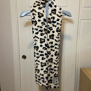 Minky Couture Leopard Print Luxe Scarf – Snap Closure – Ultra Soft